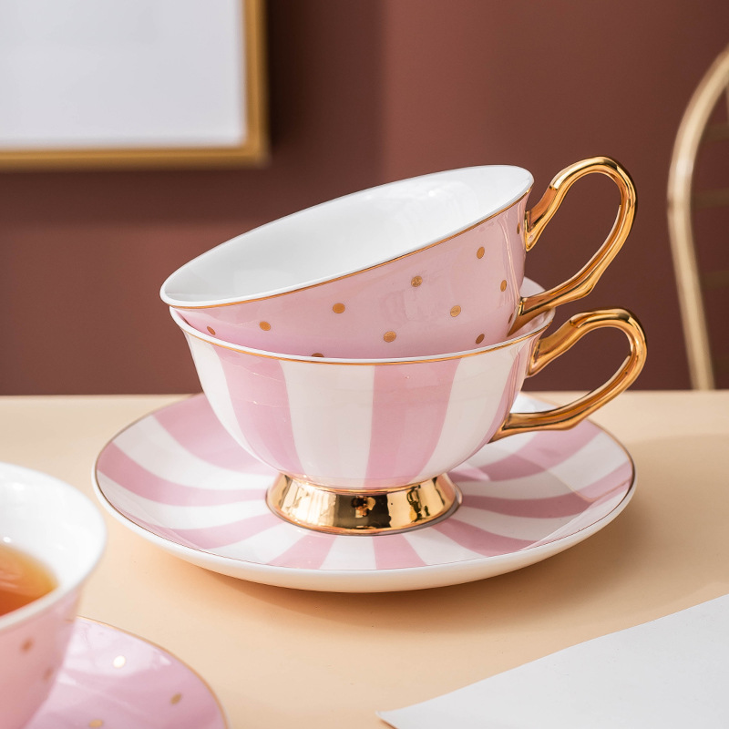 Ceramic Pink Coffee Mugs with  - Kitchen Gadgets Set 评论和价格