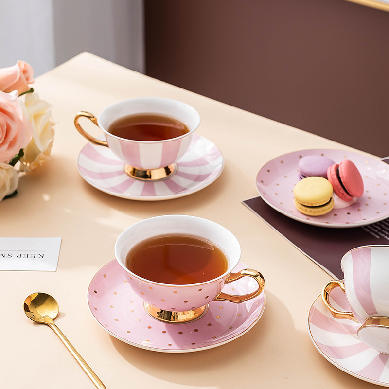 Ceramic Pink Coffee Mugs with  - Kitchen Gadgets Set 评论和价格